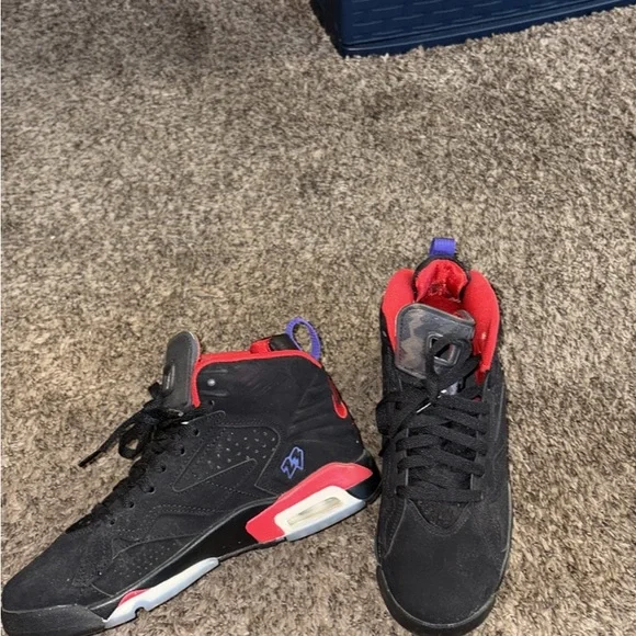 StockX Jordan MVP Raptors Boys Size 5.5Y - Picture 2 of 8